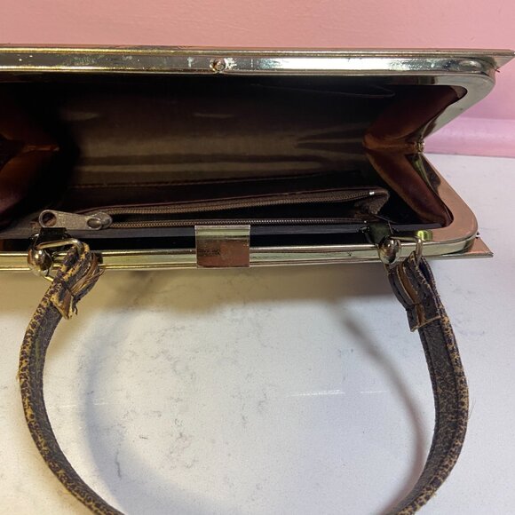 Vintage Peacock Feather Clutch – Ornate, Unique & Versatile - Picture 4 of 5